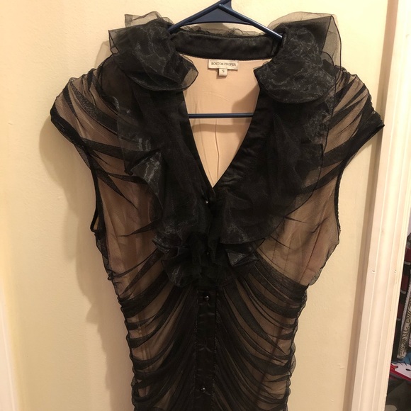 Dressy/ Elegant Sleeveless Boston Proper Top - Picture 4 of 4